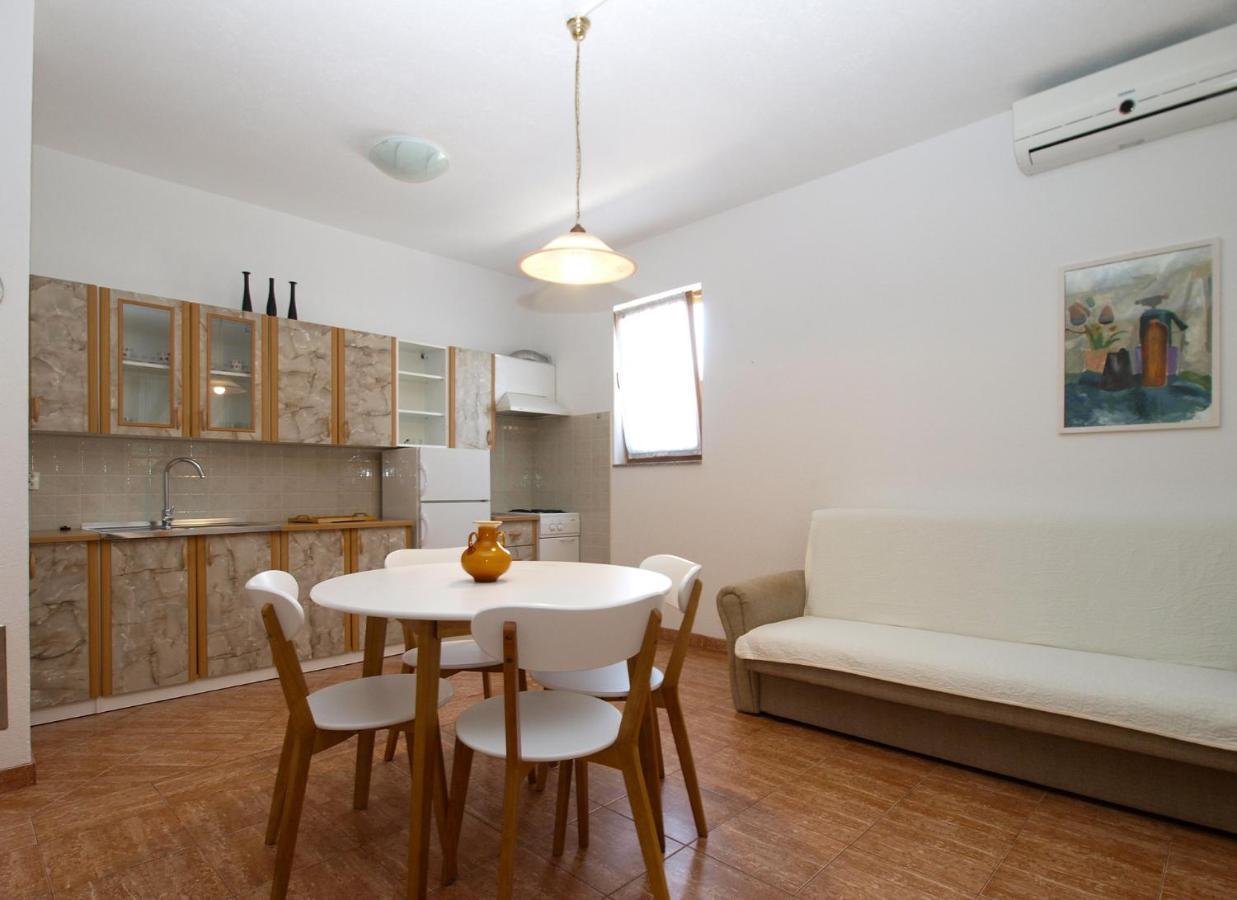 Apartament Apartemnts Guido 762 Pjescana Uvala Zewnętrze zdjęcie