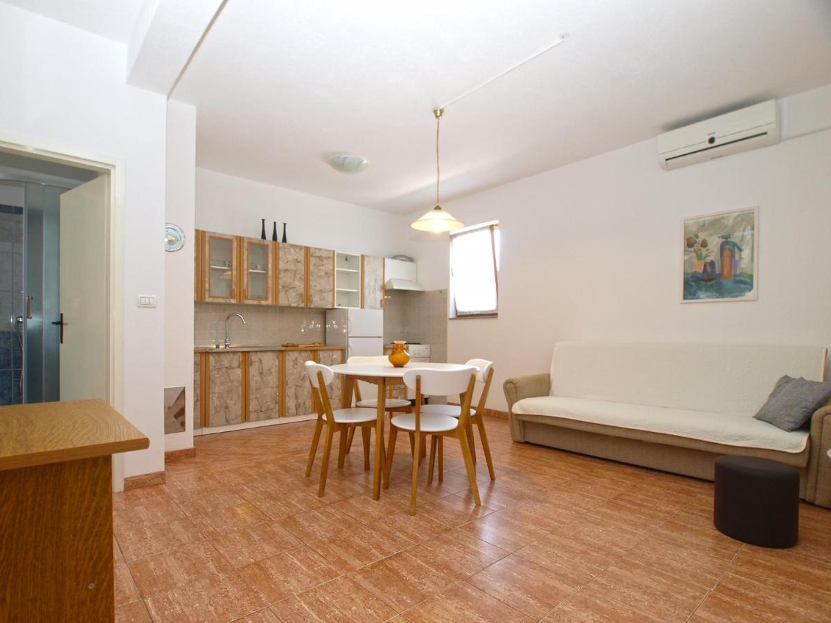 Apartament Apartemnts Guido 762 Pjescana Uvala Zewnętrze zdjęcie