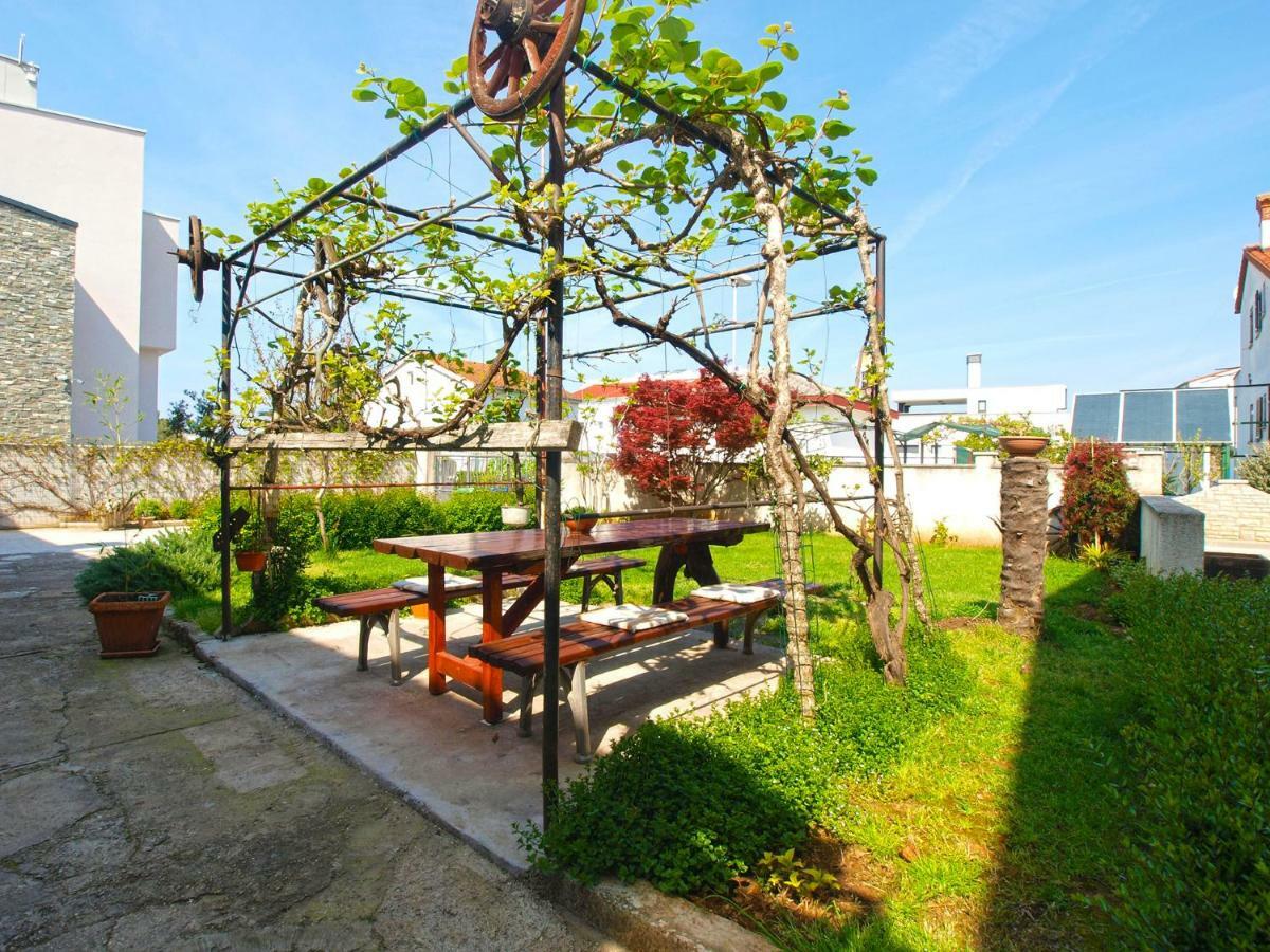 Apartament Apartemnts Guido 762 Pjescana Uvala Zewnętrze zdjęcie